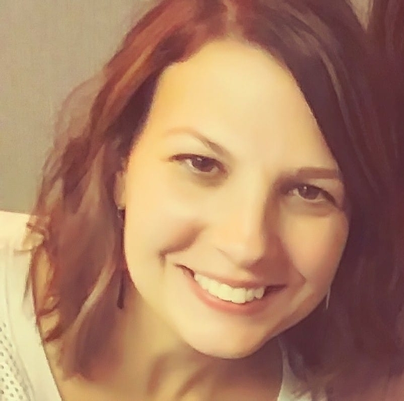 Meet your Posher, Heidi - Picture 1 of 1